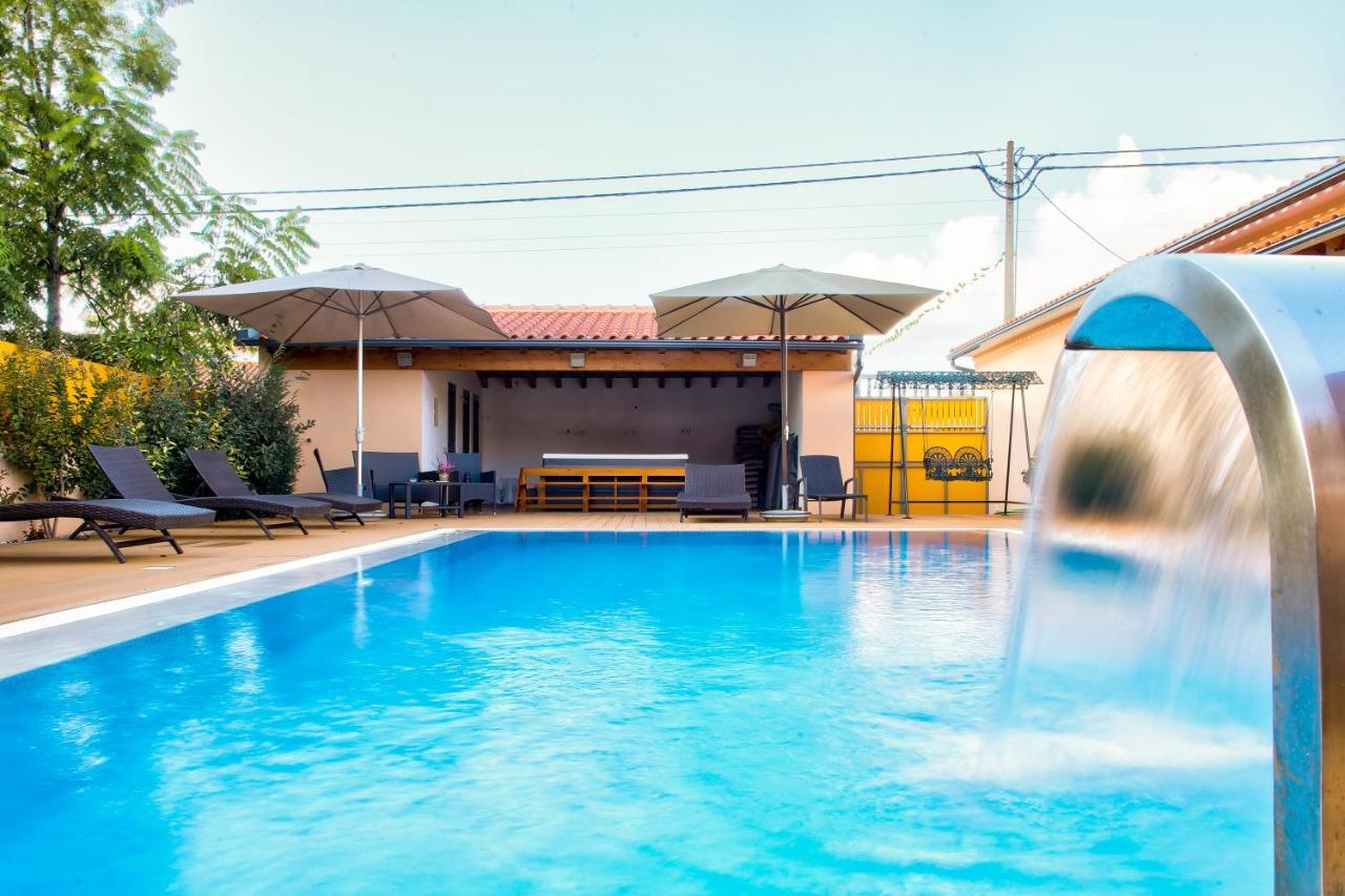 Casa Da Alzira Pensionat Anadia Exteriör bild